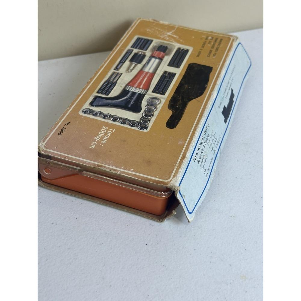 Vintage Tool Kit Screwdriver Rachet Socket Set (missing Few Pieces) - Picture 11 of 11
